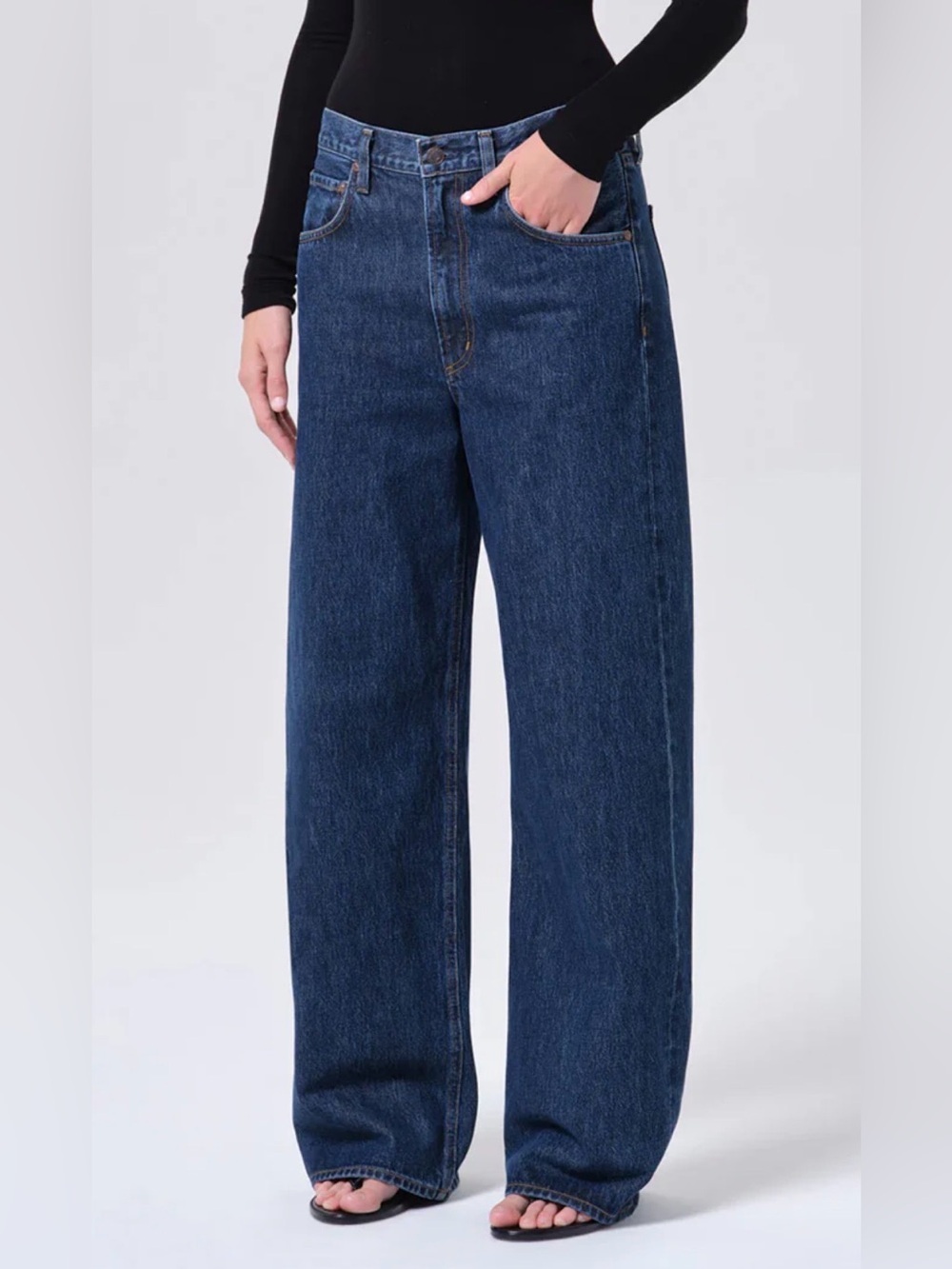 AGOLDE Low Curve Jeans Pendulum Wash Size 29 Wide Leg Barrel Denim